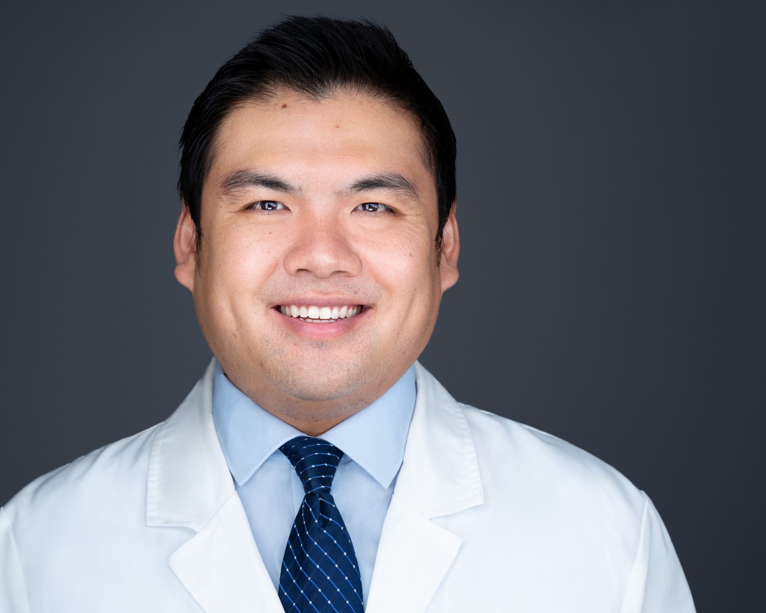 Dr. Chow headshot